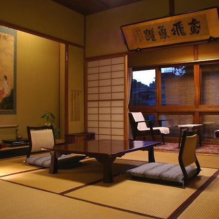 Mukaitaki Hotel Aizuwakamatsu Bagian luar foto