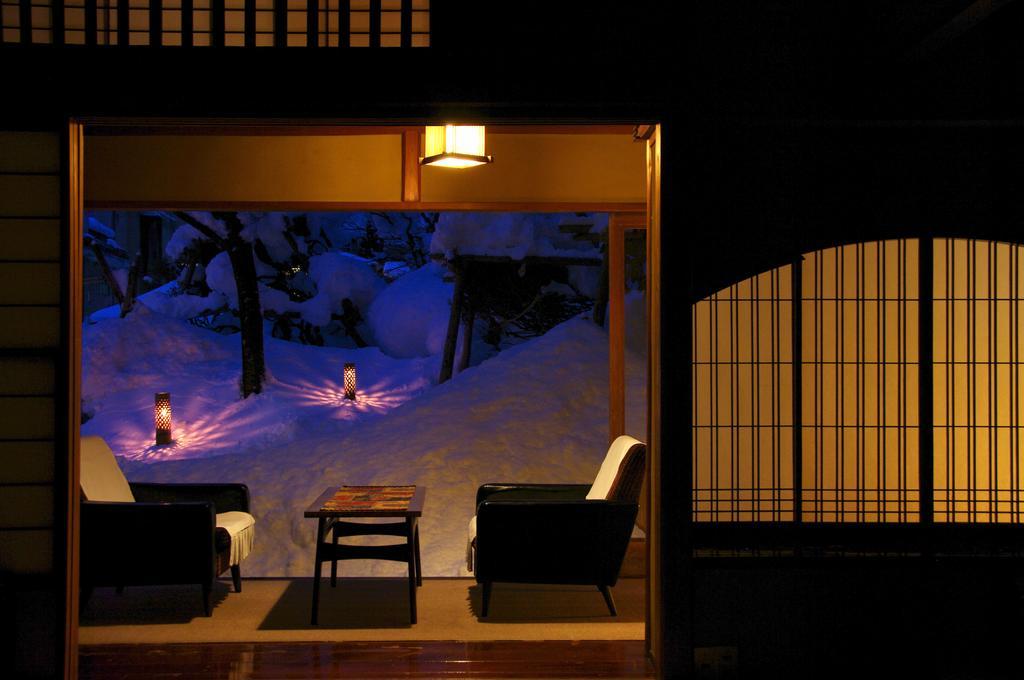 Mukaitaki Hotel Aizuwakamatsu Bagian luar foto