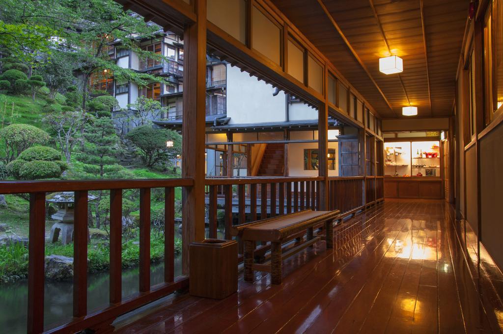 Mukaitaki Hotel Aizuwakamatsu Bagian luar foto