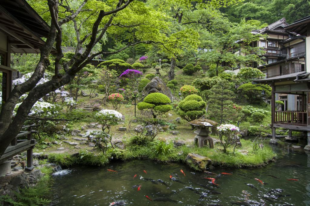 Mukaitaki Hotel Aizuwakamatsu Bagian luar foto