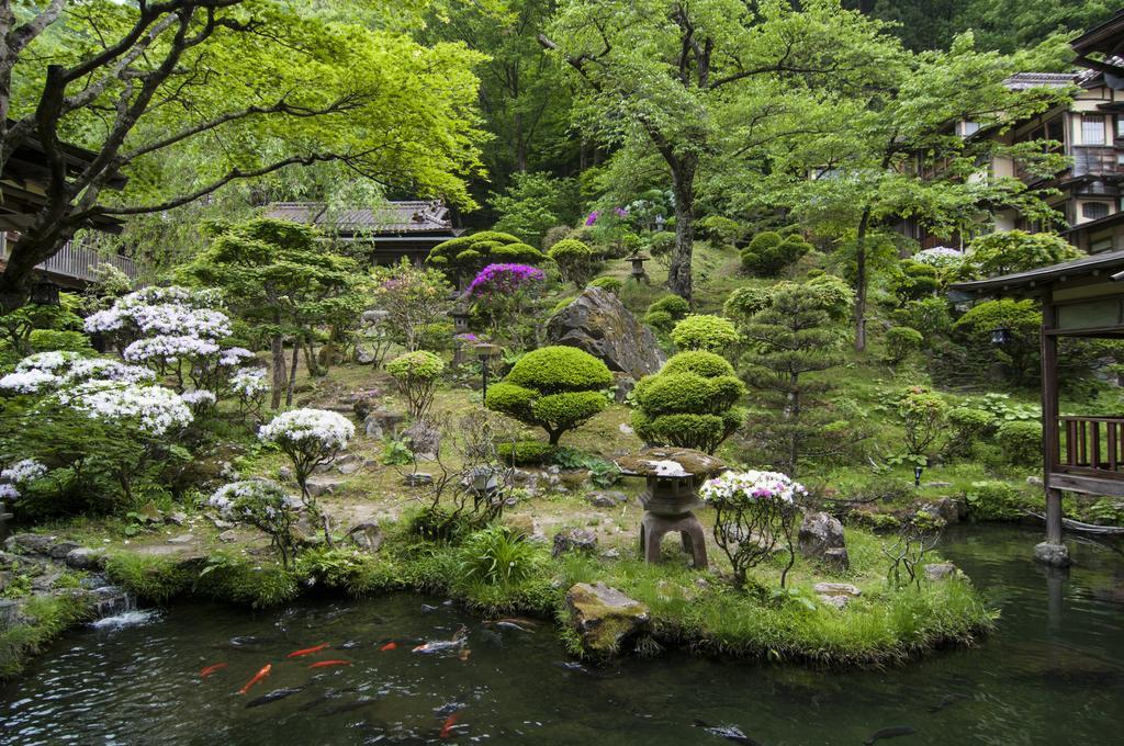 Mukaitaki Hotel Aizuwakamatsu Bagian luar foto