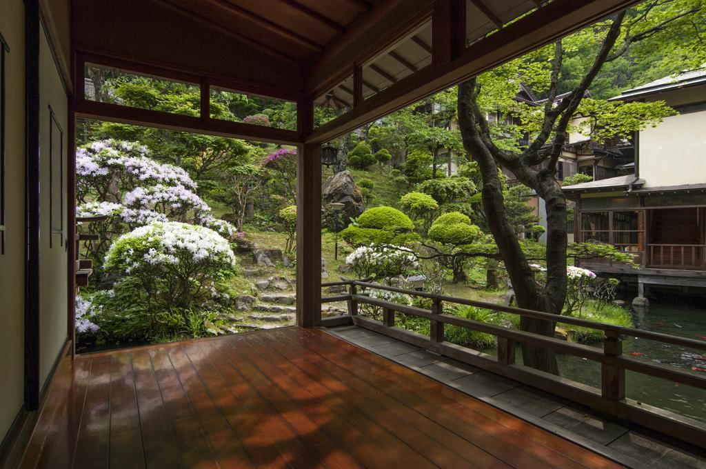 Mukaitaki Hotel Aizuwakamatsu Bagian luar foto
